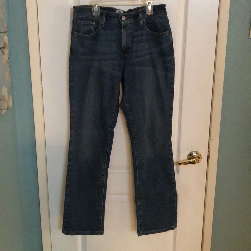 Levi’s Straight Leg Jeans